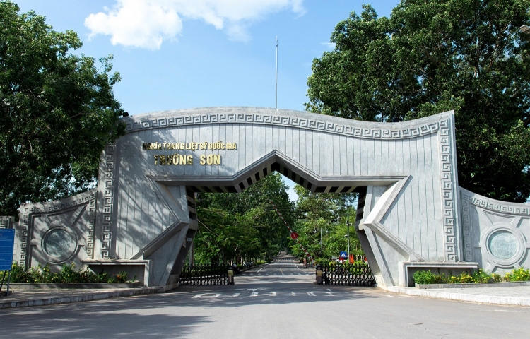 NGHĨA TRANG LIỆT SĨ TRƯỜNG SƠN – MỘT NÉN HƯƠNG CÙNG NGÀN LỜI TƯỞNG NHỚ!